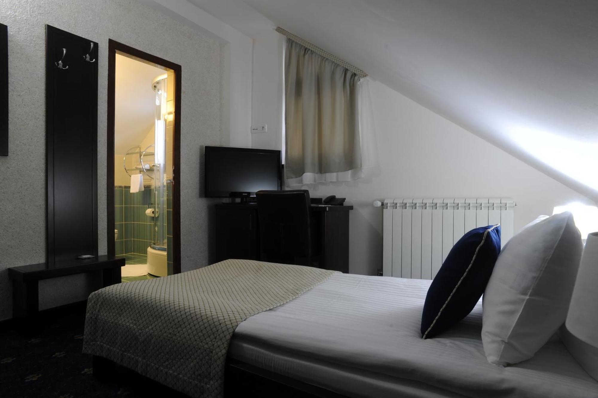 Hotel Trebjesa Niksic Luaran gambar